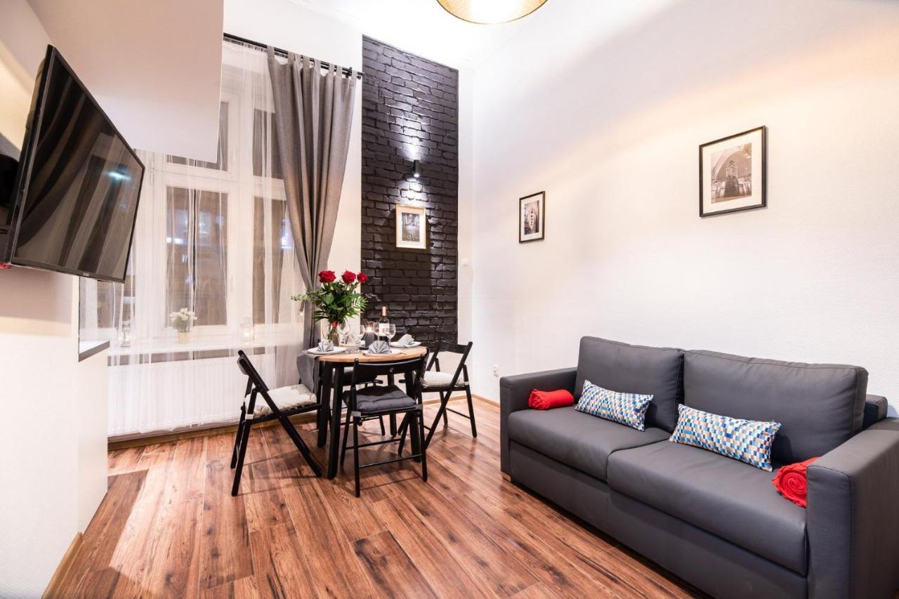 Dietla 99 Apartments - Ideal Location - In The Heart Of クラクフ エクステリア 写真